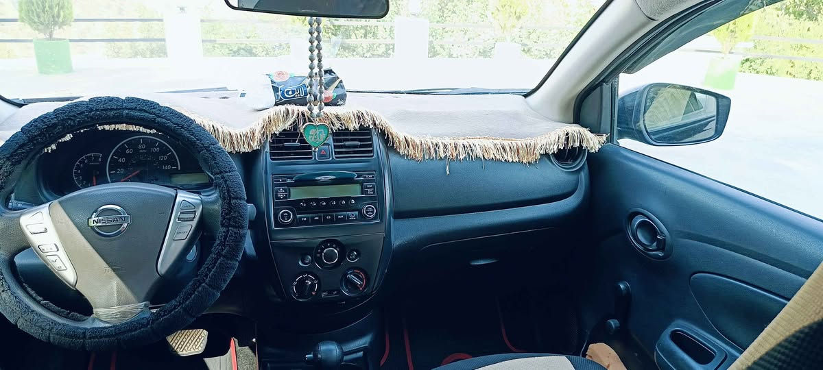 نيسان ڤير سا مؤديل 2016 سه نه وييو ژينگه ور ريگه و باني تازه يه چوا رتايه ي لؤكي له ژيره به ناو خؤمانه وه يه دوپارچه ي بؤياخه بئ ناو گرتن گئرو مه كينه ي به شه رته ئاوينه كاره باييه نرخي 97گه لاو محامه له يه .شوين رانيه *********** Singapore
