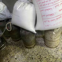 اربع قناني غاز  للبيع  التواصل ‭٠٧٧٢ ٧١٢ ٩٤٣٣‬