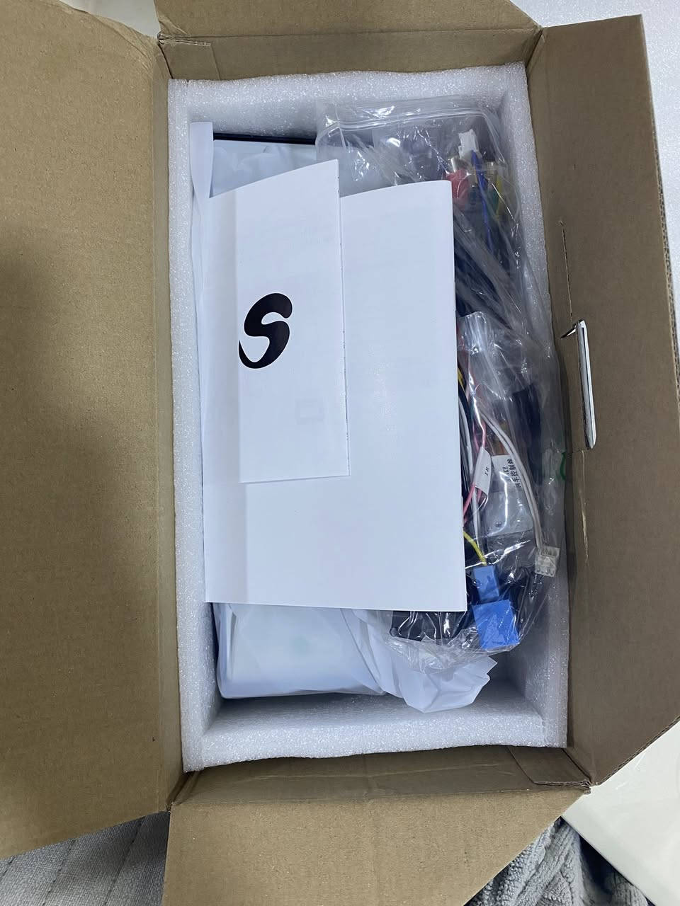 شاشه أندرويد شكل البلاد 
مواصفات فول واحد ع واحد اعلا مواصفات بيها 
وماكو منها بالسوك الجناي يعرفها كلش زين 
استيراد خاص ع حسابي جايبها من بره 
معالج ثماني النواة اعلا معالج 
رام 128 
كامله هي وملحقاتها 
السعر 450 الف


**إذا كنت صاحب هذا الإعلان وتريد حذفه لأي سبب، رجاءا أرسل رسالة إلى الدعم الفني**