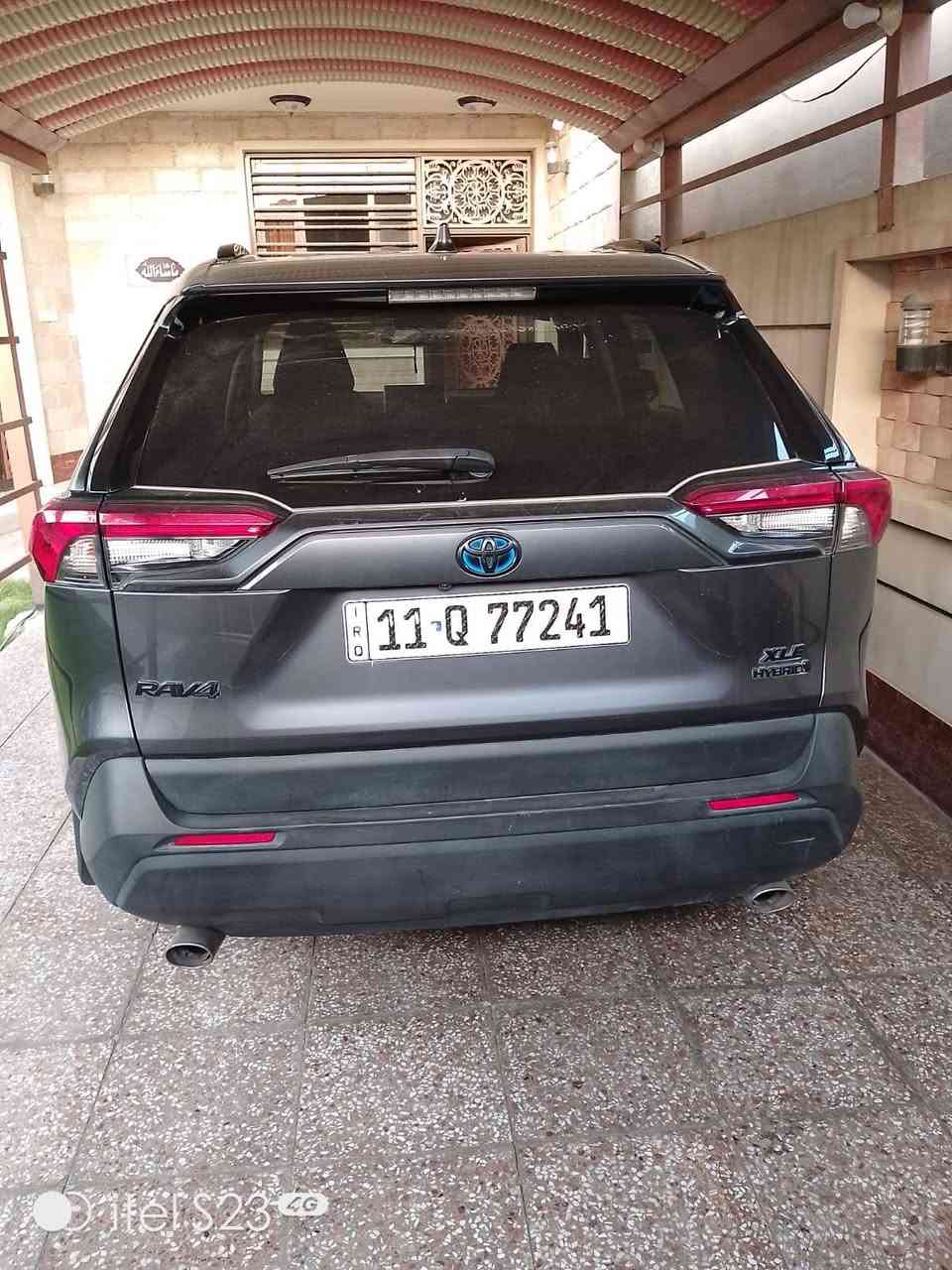 تويوتا راف فور XLE هايبرد موديل 23  مواصفات سلايت بصمة جنطة كهرباء اشاير بالمري رادار امامي و خلفي و جانبي دوسات بلادي اوتو هولد فور ويل  وبعد بيهة مواصفات ماشية 40 الف ميل ايرباك بردة و ستيرن طاك و راجع سستم صور الحادث و رقم الشاصي موجودة بالمنشور السعر 19800 $ و بيهة مجال للشراي ملاحظة بيع فقط بدون مراوس للاتصال *********** بغداد, العراق
