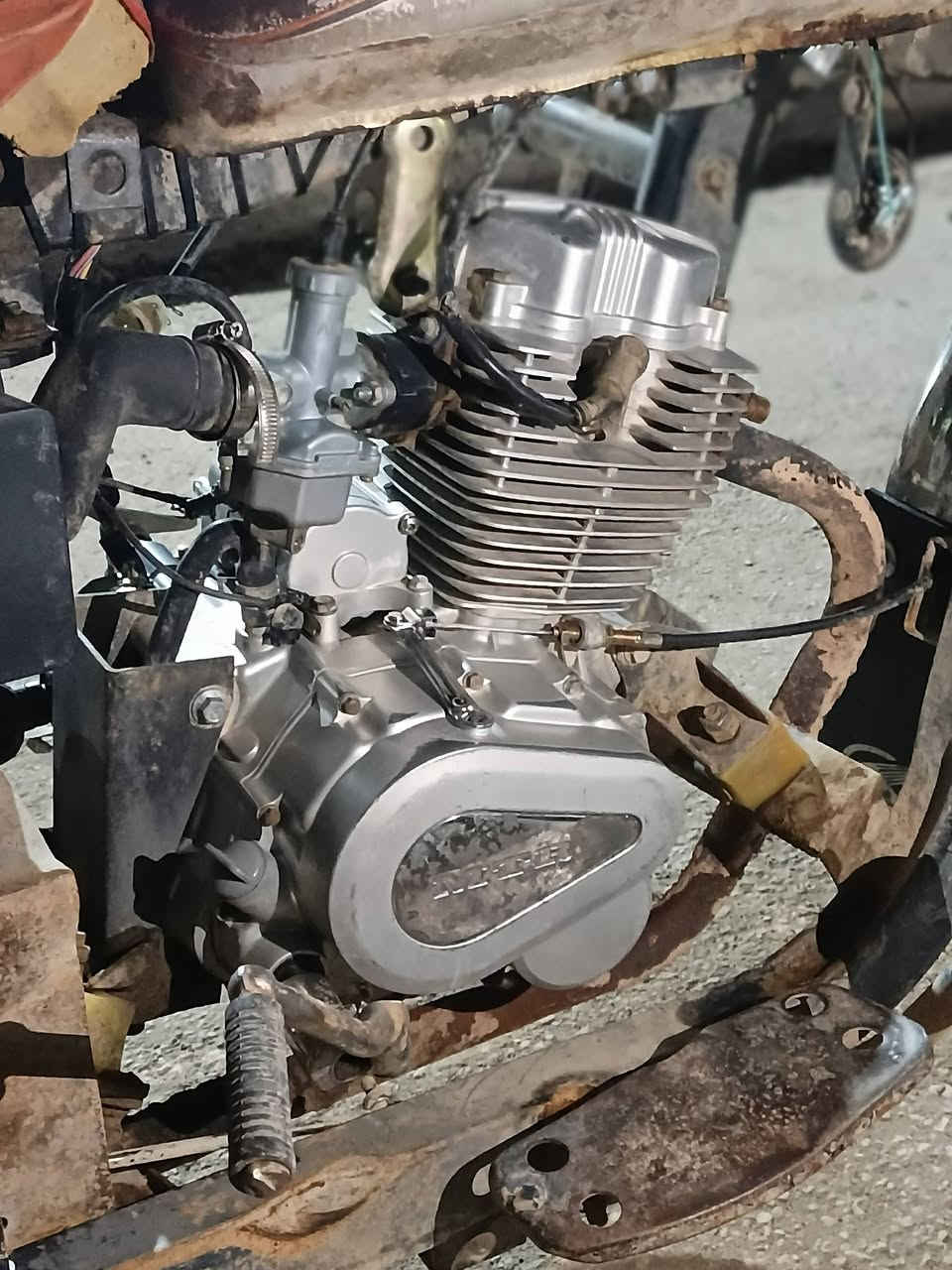 سلام عليكم ستوته كلك كلك للبيع
موديل 16 محرك 24 خير من الله ستوته كفاله من الركبه والشاصي
زوج تواير جديد كهربأيات كله جديد الابدي كاعيه تعبانه السعر 600 وبيها مجال بسيط العنوان النجف المناذره 
الرقم ***********
