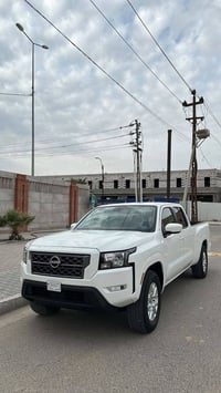 نيسان بيك اب فرونتيرا موديل 2024 دفع ثنائي 6 سلندر 3800  عداد  11 كم م...