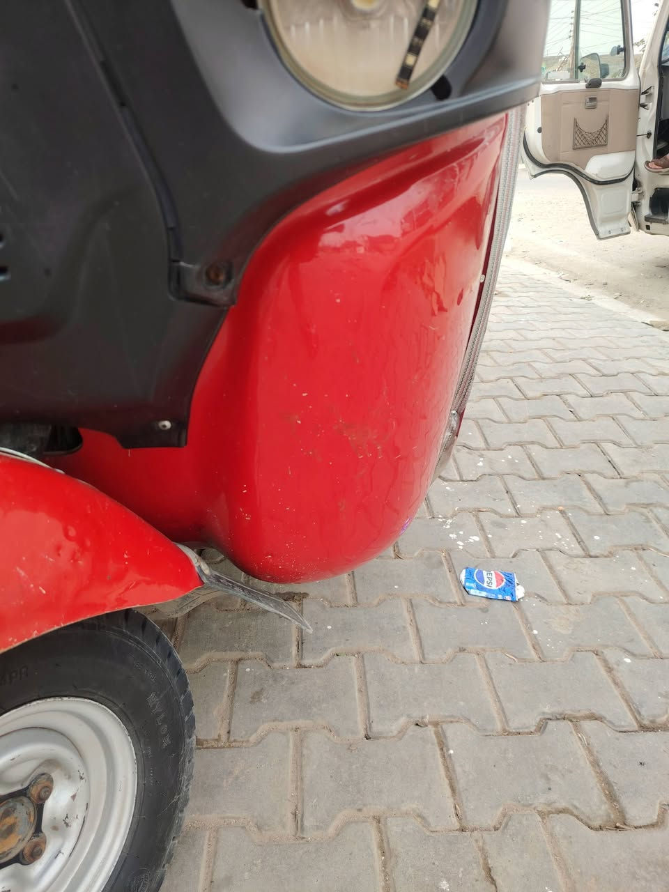 سلام عليكم تكتك للبيع بلاديه تخم تاير جبلي شركه كشره بلادي اي ضربه ومعجون مابي ومنعده دوس معمره  كهربايات كله شغاله تكتك مديل واحد وعشرين21 شهر 12  رقم انكليزي بسمي تحويل مباشر لوحات موجوده ضامهن عندي  مكينه وكسن مكفول شراي خابر ودلل سعره. 8ملاين وستميه وبيهه مجال الطيبين ملاضحه.   مديل 21. هاذه رقمي *********** مكاني الحسينه مال راشديه
