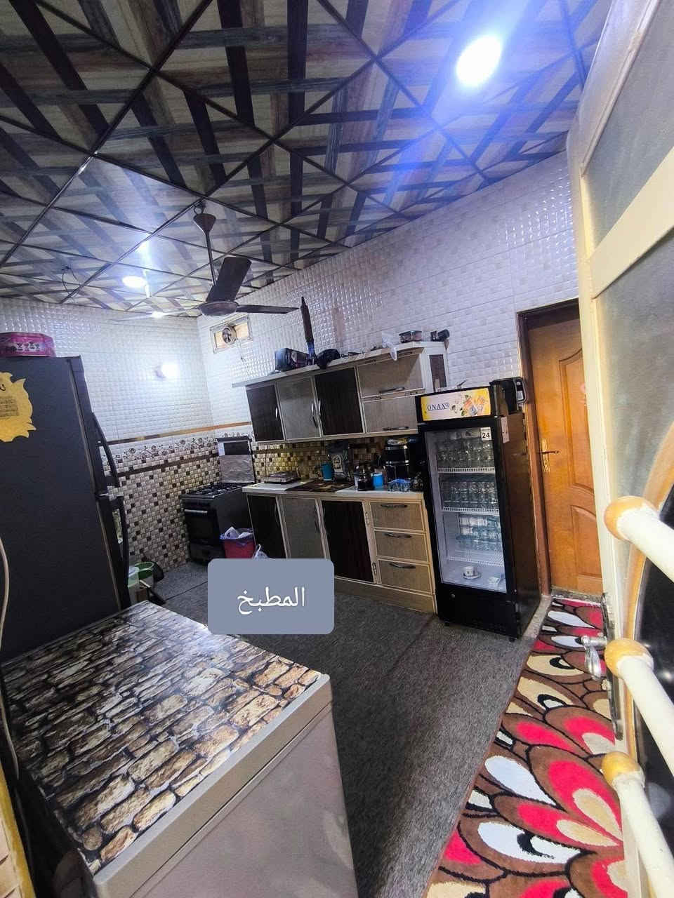 بيت للبيع
الموقع/ النجف حي المكرمه شارع السبيس 
المساحه/105 متر
البناء/طابق واحد استقبال ومطبخ وصاله وغرفه  صحيات داخليه وخارجيه ومخزن بالصطح
السعر /95 مع المجال
للاستفسار اكثر الاتصال على الرقم
***********

