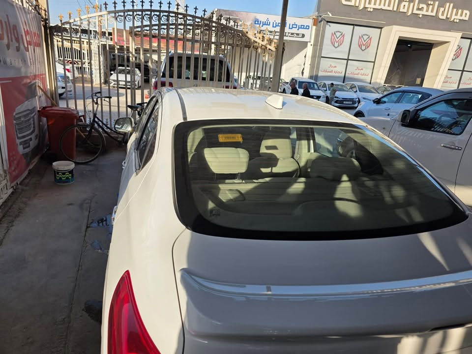 نيسان سني هندي
موديل 24 ام البليته الزركة 
ويل كب 
اربعة جام كهرباء 
مكفولة عدا بارد بسيط تقريبا اربع اصابع بباب السايق مامبين والباقي مكفول 
تريد سنوية تحويل وكالة حاضر 
مكان السيارة نجف 
للاستفسار رقم التواصل *********** واتساب / اتصال موجود

