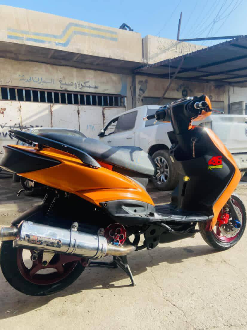 سلام عليكم دراجه سكنس فحل نوزل دراجه كامله نكره سلف عوزهه درايش فقط السعر 650 وبيهه مجال العنوان  البياع  قرب تقاطع درويش رقم ‏‪***********‬‏
