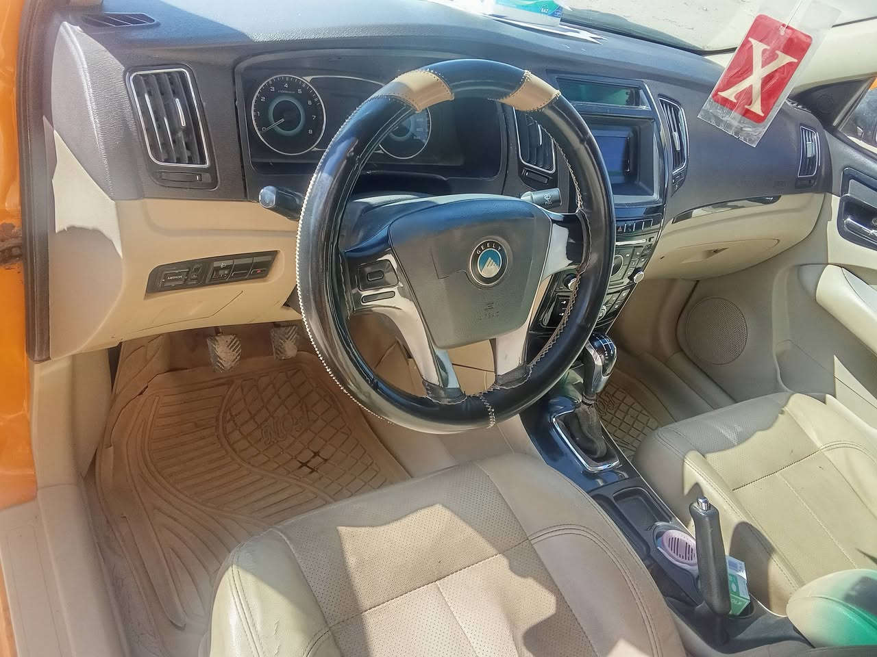 جيلي موبل 16مصفره هيئه وغرامات بسمي مكفوله عدا دور واحد خلفي مصلح تبريد شغال كهربائيات كلها شغاله السياره جاهزه من الاخير السعر 55وبيها مجال


**إذا كنت صاحب هذا الإعلان وتريد حذفه لأي سبب، رجاءا أرسل رسالة إلى الدعم الفني**