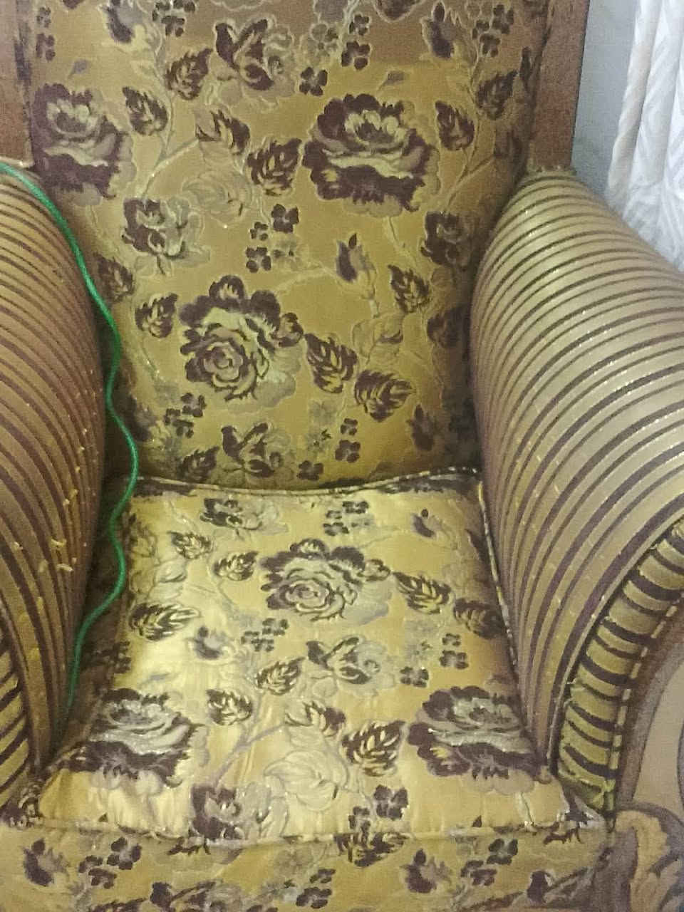للبيع تخم ملكي السعر 300
المكان الرائاسه العبيدي 
اتصال ***********
