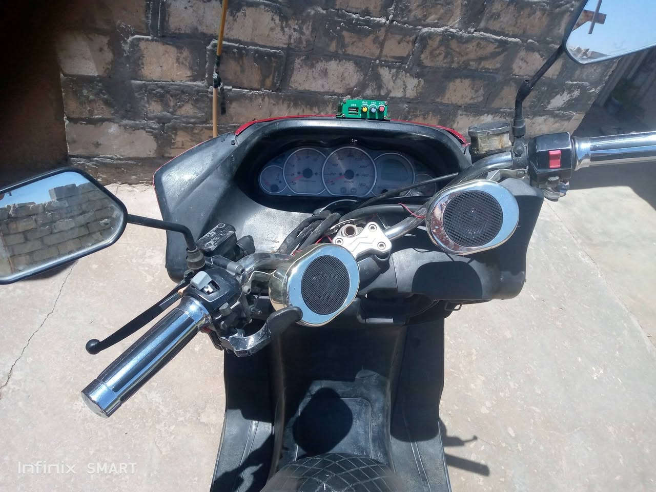 ماجسته ياباني باتري جديد نكره سلف بس اول ماشغله ادخن من تحمه تكطع كالولاستيك ولف للبيع اومراوس بكير شعندك نزل مكان حمادشهاب ***********
