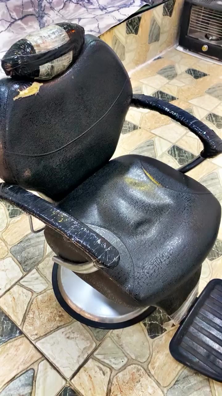 للبيع كرسي حلاقة.


**إذا كنت صاحب هذا الإعلان وتريد حذفه لأي سبب، رجاءا أرسل رسالة إلى الدعم الفني**