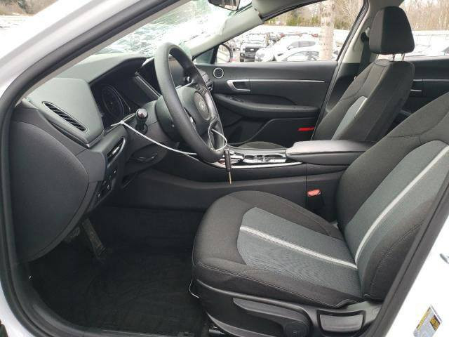 السلام عليكم
هونداي سوناتا 2021 

حادثها باب خلفي اصلي نفس الون وشويه صبغ بل هلاهل الخلفي 
بجم كبس بدون ايرباك السياره

مواصفات نص

شاشه 
رادار امامي 
رادار خلفي 
كير دكم
طفاء ذاتي
مانع صتدام
هند أبريك بصمه

كأمره 

تحكم ستيرن 

محرك 2500 تنفس طبيعي 

سياره جاهزه بدون نقص 

مكانها بغداد تقاطع درويش 

رقم سليمانيه بسم عربي  ساكن. بغداد     وكاله تحويل حاضر 
السعر 155.  ***********
