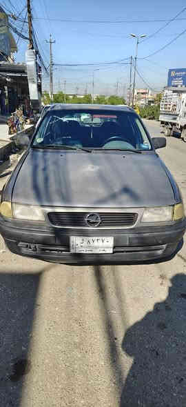 السلام عليكم استرا محرك 20 سياره جديده بدون صبغ بس دوائر مصلحه
فتحه بالسقف
شاشه أندرويد 
طخم جديد 
محرك جديد 
گير جديد 
كلشي بيها شغال 
كابون بنزين 
شرط تحويل
السعر 44 وبيها مجال
للتواصل *********** 
***********
