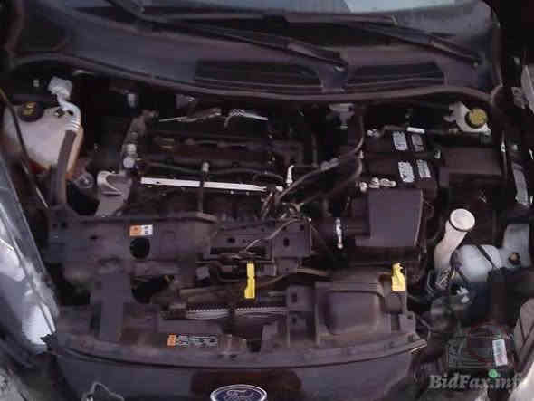 Ford vesta 2017 
يه ك پارچه و نيو بوياغ بي ژؤري بي يرباگ 
وه ته زره ي هه يه 
تعويل و غرامات 
گير و مكينه به شرت 
سعري ٧٨$ ورقه مجاليك 
*********** سوران
