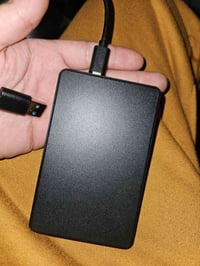 هارد خارجي استخدام شخصي يرهم للبلي 5 ولل 4 .. 750 كيكا   بايت رايدة ب٥...