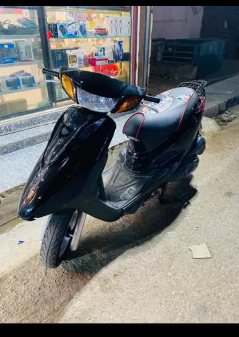 السلام عليكم
دراجه اكزز ياباني للبيع
السعر 600 الف وبيها مجال رقمي 
مكان كوت انوار الصدر الشراي يتصل 

0781 824 1826
