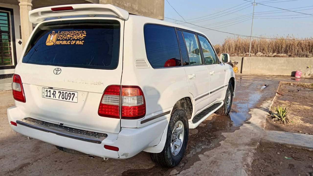 سلام عليكم 
لاندكروز موديل 99للبيع.مكان كربلاء
بسمي رقم بغداد حداديه ومكينه وكير خير من الله 
سياره  احله من الصوره داخل كلش حلو دوشمه 
ورضيه جديده لايت زنون الناصي مكينه 6سلندر في فيتي دبل تانكي سياره مكفوله من الظربه السعر 105وبيه مجال ***********
