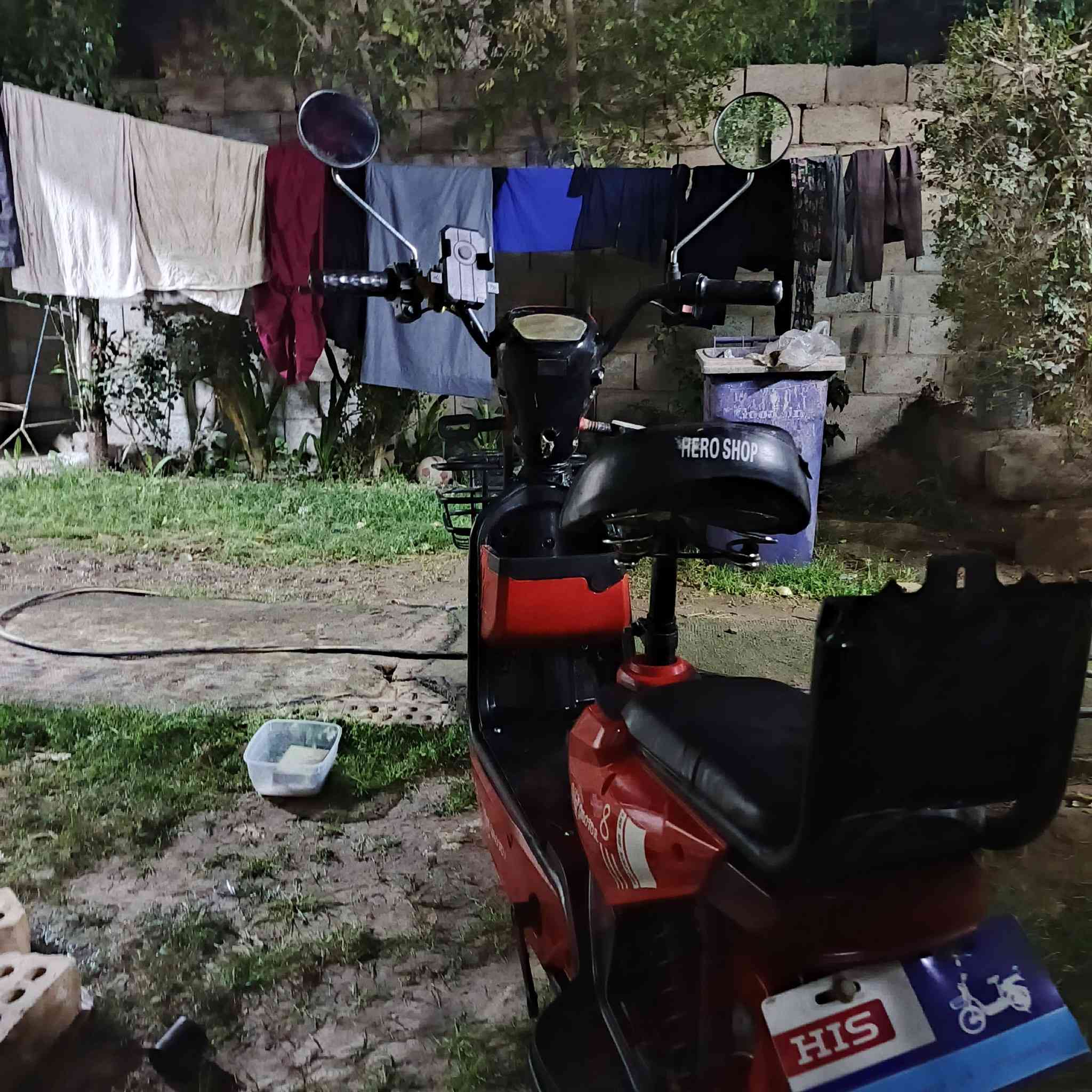 السلام عليكم دراجة شحن للبيع السعر 180 وبيهة مجال بطاريات جدد يقرن 10ونص الرقم***********  ***********
