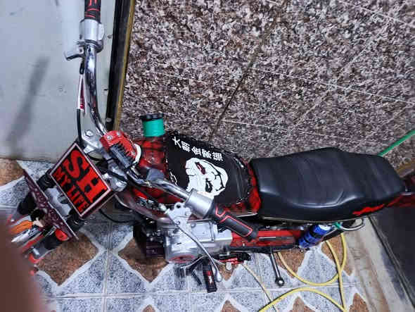 السلام عليكم دراجه للبيع موديل 22 بيها خيط تبخير بالماكينه سبع ورقات وياها اوراق عنن مركز الشراي خلي خابر السعر 850 وبيها مجال قليل هذا رقمي خابروني ***********♥️♥️♥️♥️
