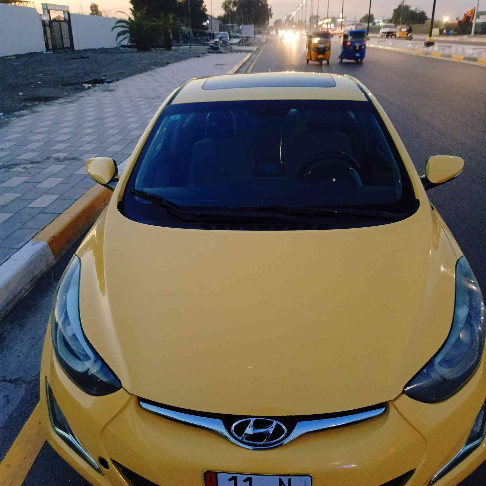 سلام عليكم النترا موديل 16 فول مواصفات وارد امريكي حادث جاملغ خلفي والباقي ليبل واحد كفاله كير ومكينه لا تنقيص ولا تبخير سياره جاهزه و جديده صدر كهربائيات
كل نقص مابيهه بيهه منضومه غاز 
سعرهه 116 بلديات 
***********
