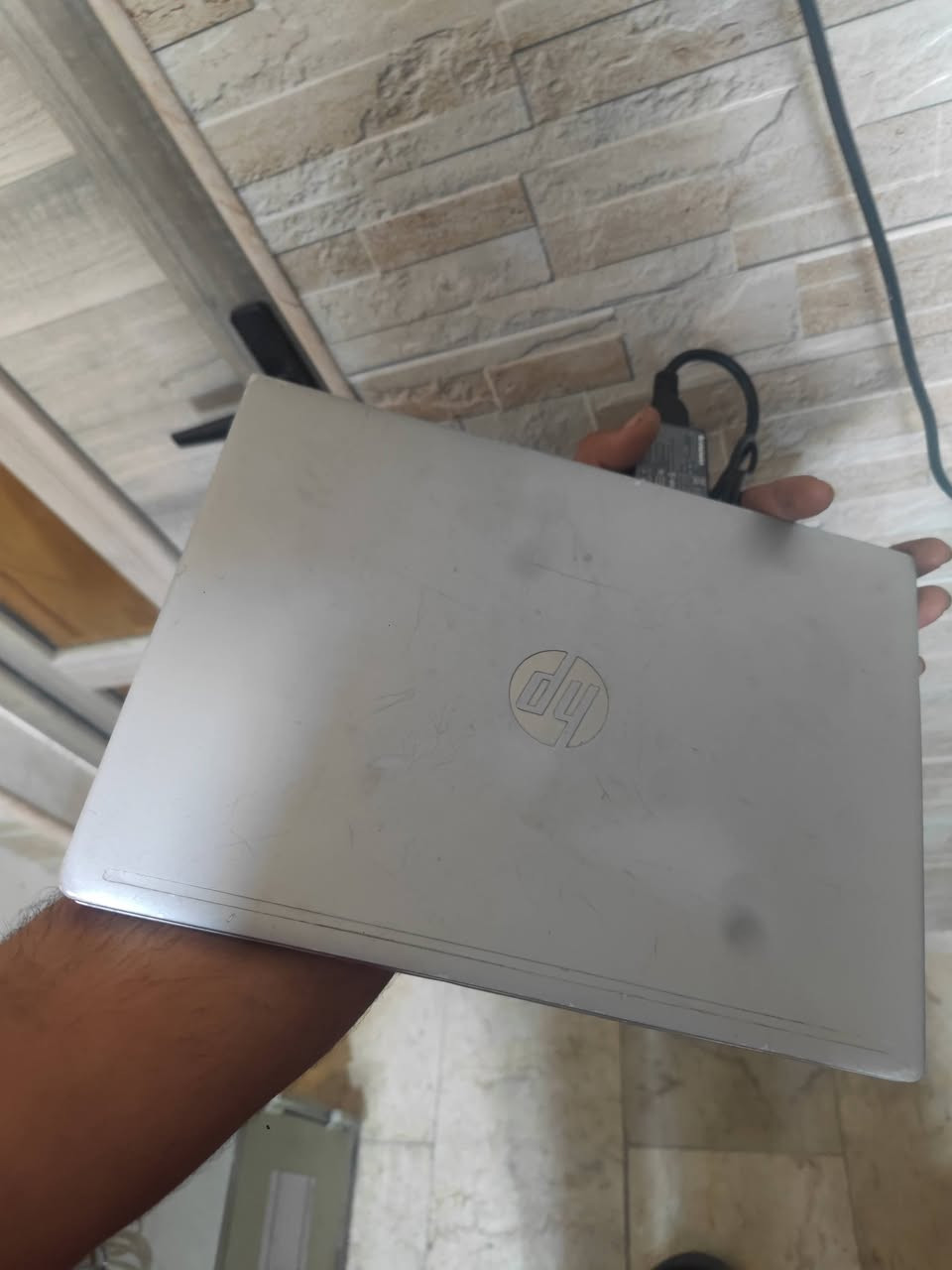 لابتوب شاشته بيه ضربه
i3 جيل ثامن 
m.2 256
ram 8 
شاحنه ملحومه شغاله 
سلم حديث 

بس ضربه بلشاشه بسيطه


**إذا كنت صاحب هذا الإعلان وتريد حذفه لأي سبب، رجاءا أرسل رسالة إلى الدعم الفني**