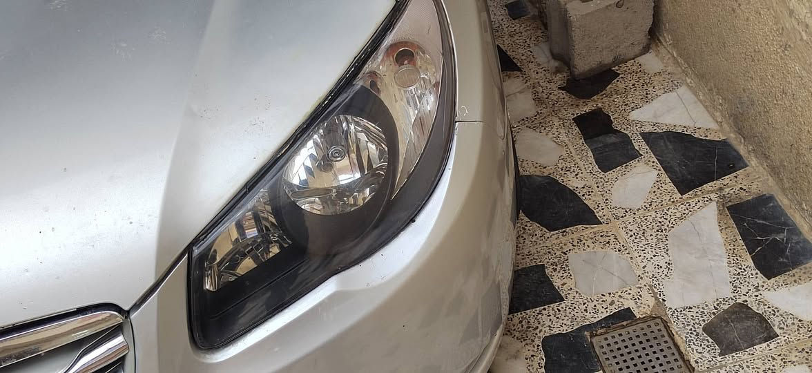 لاتات افانتي للبيع
العنوان موصل الجانب الايمن
***********   الاسيل
***********  كورك
