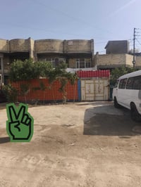 بيت للبيع مساحه (200) متر يحتوي 6 غرف نوم 5 صحيات استقبال 7 × 5 الباب ...