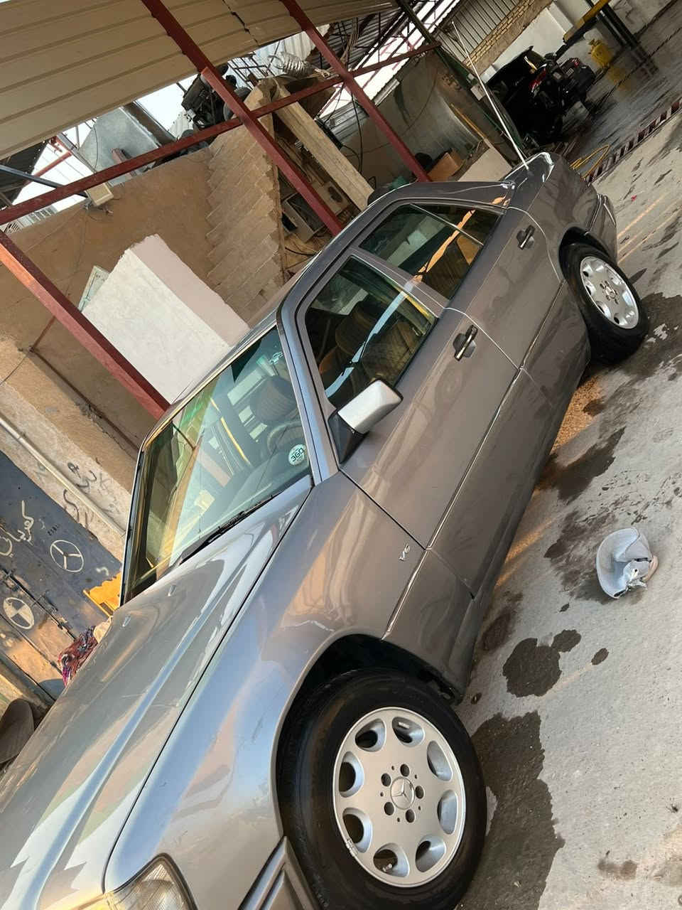 سلام عليكم ماودي دب بيبي شبح محرك خراطيم ٣٢٠بلاد مديل ١٩٩٣اصل رقم أربيل تحويل مباشر سياره جاهزه اي نقص مابيه 
محرك كير شرط جديد
تخم تاير جديد
صدر امامي خلفي جديد
تبريد شغال 
سلايد روف شغال
كهربايات شغاله كله 
سعر ٧٠ بيه مجال 
عنوان سياره سامراء 
ستفسار ***********
