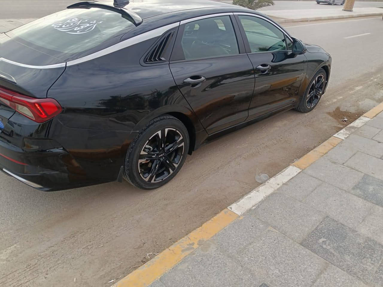 السلام عليكم 
كي 5 موديل 2022 جي تي لاين ليبل واحد ربع البنيد صبغ وربع الجاملغ الامامي صبغ سياره جديده بمعنى الكلمه
رقم بغداد حره مداور

السعر(163) وبيه مجال قليل 

الاستفسار ***********

ملاحظه مكلف بالنشر
