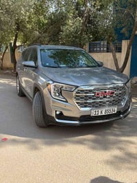 ‏‎  GMC تيران 2024 فئة SLE  الشكل الجديد لايتات يوكن   للبيع    وارد ا...