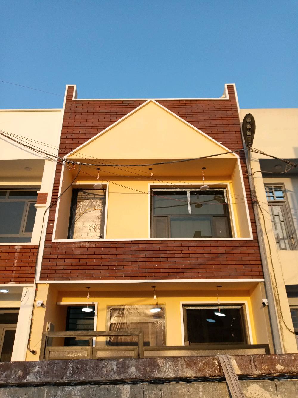 الحمد الديكورات والصباغ المنزليه وبسعار مناسبه لتواصل عبر لواتساب 