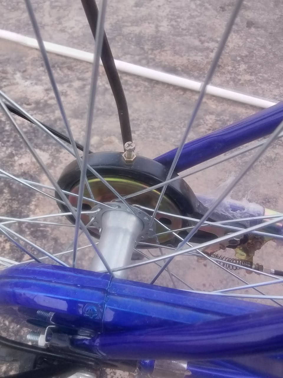 بايسكل ياباني اصلي سانتوس حجم 20 نضيف لوك ما ماشي شركه سعر 80 بي مجال قليل للطيبين كركوك ملا عبدالله. ***********
