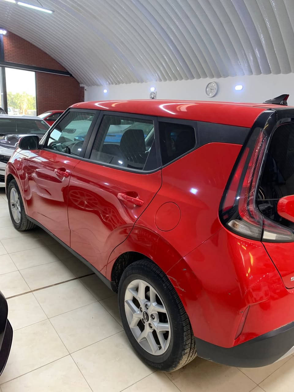 نوع السيارة : صول LX 2023
الحادث : صبغ جاملغ ونص البنيد بدون دواخل
الممشى : 52000mi
رقم اربيل وكالة او تحويل
السعر :147 ورقة
______________
 شركة جميرا لتجارة السيارات 
حلة - شارع الكورنيش
للاستفسار : ***********
