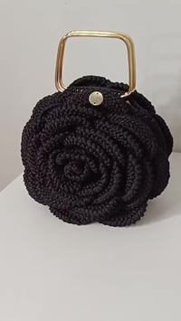 حقيبة يد • كروشية • حسب الطلب