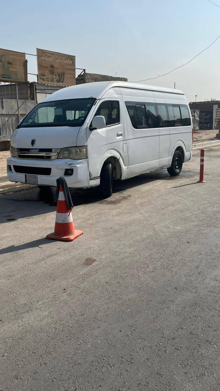 جنبي اج تو 2012
السياره بيهه مكينه جديده صالهه شهر من مشدوده. السياره بيه ضربه بجم ما واصله للتكم  فقط ومعمر دواير فقط وسنويتهه جديده السعر 95.وبيه مجال قليل حك الجيه
العنوان البصره الزبير وهاذه وسياره بأسمي رقم راعيه
***********
