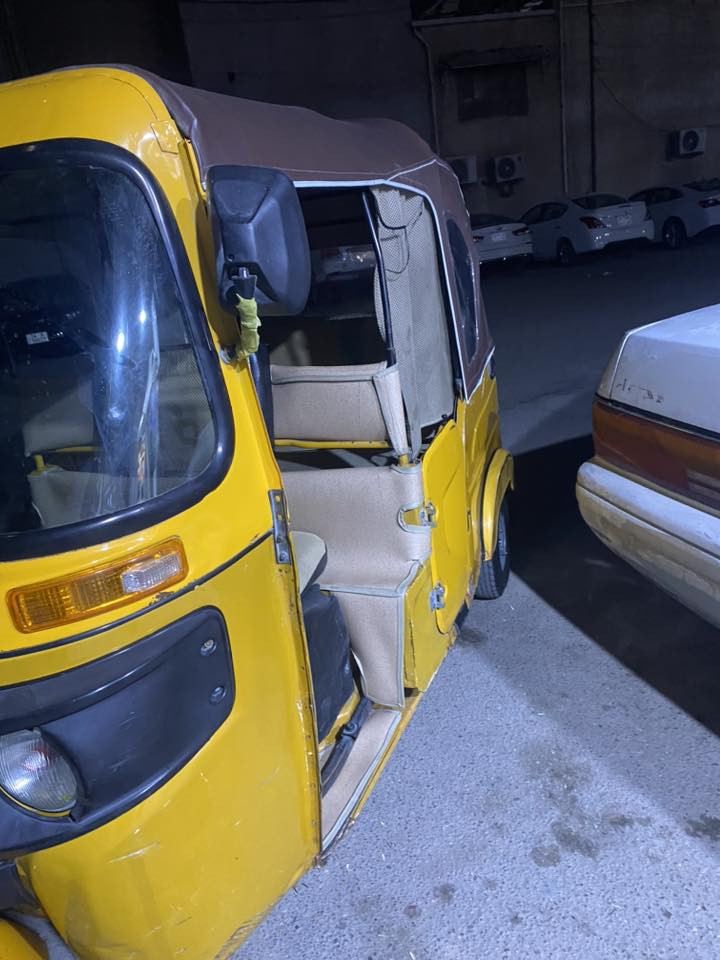 سلام عليكم تكتك باجات لبيع السعر سته وربع وبيه مجال المكينه مجفته تجفيت شركه المكان الصمعي الجديد الرقم ***********
