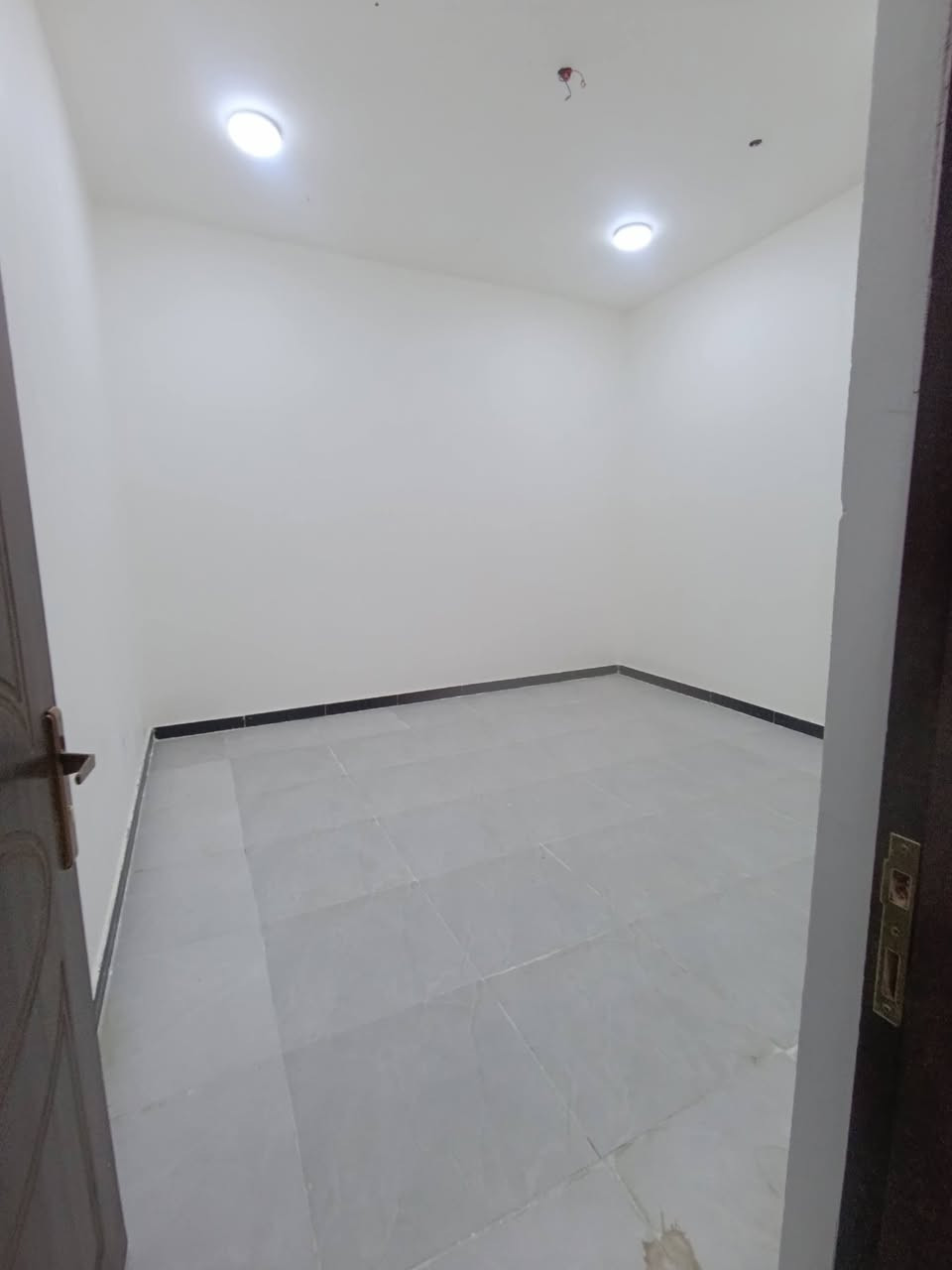 يعلن مكتب عقارات بلد
***********📞

♦️ دار للبيع في شط العرب باب الهوى 190 متر 
ـــ غرفتين ـــ وصالة ــ ومطبخ ـــ واستقبال ـــ وحمامات ـــ 
الســـعر  95 وبي مجال  قليل 
للإستفسار ***********
🔹️العنوان المكتب عقـــــــارات بلــــــــــــد باليوبه قرب مدرسه ام أيمن
♦️نستقبل كافة العروضات في شط العرب
العنوان المكتب عقارات بلد شارع اليوبة الصقر قرب مدرسه ام ايمن 
***********
