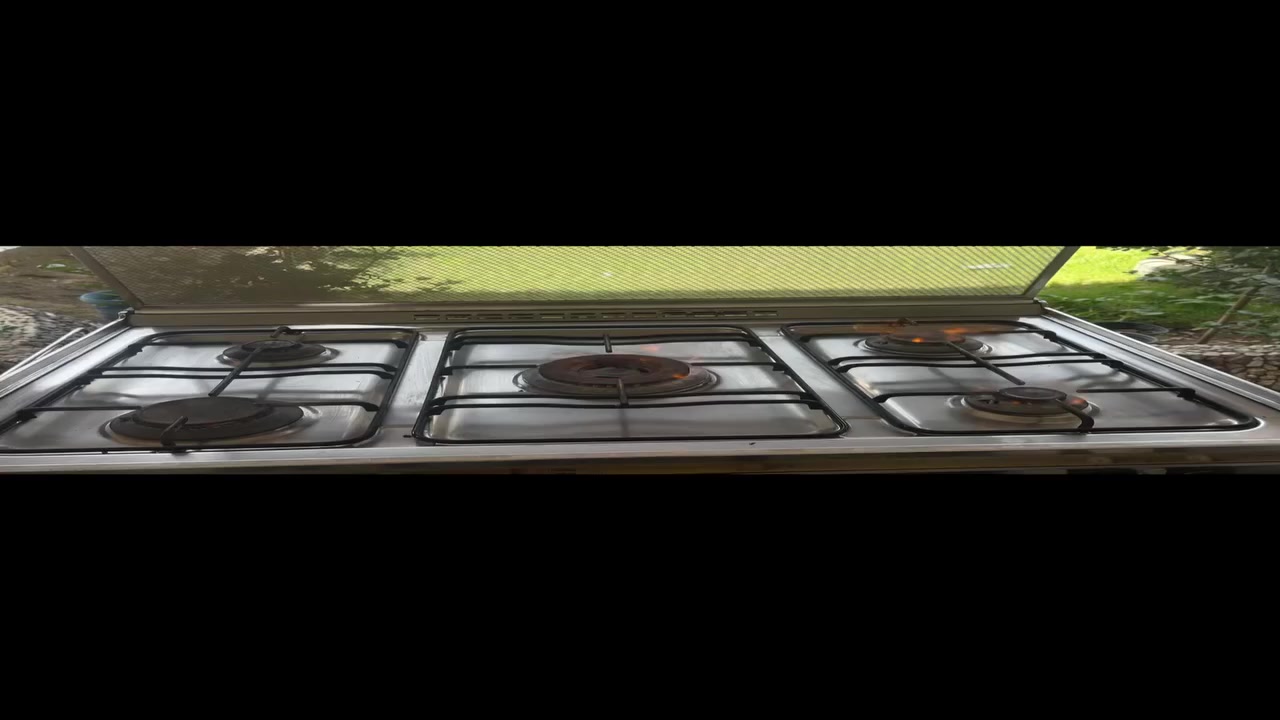 طباخ للبيع في بابل الصوب الصغير الشراي يتواصل خاص او اتصال على الرقم ***********
