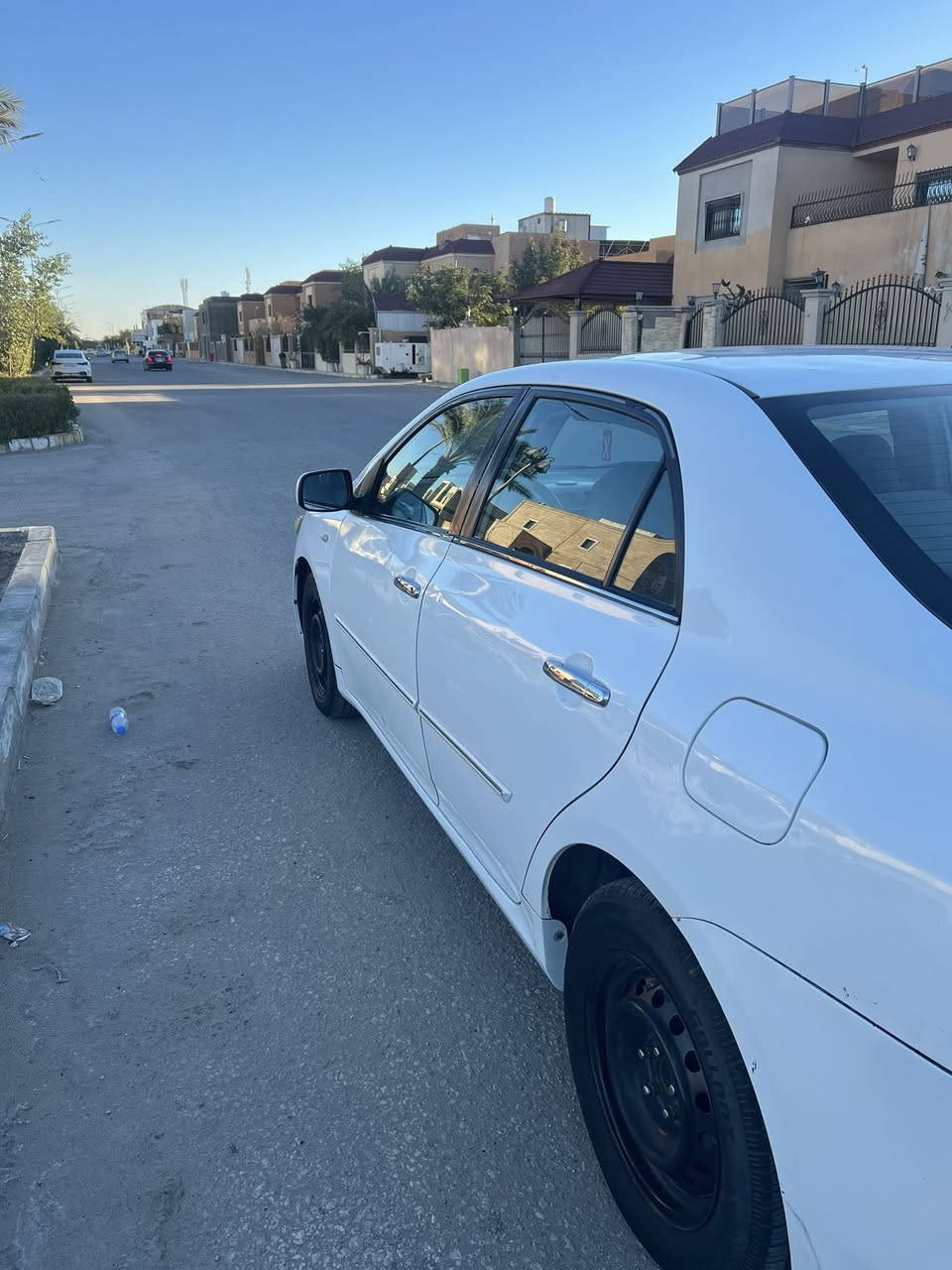 كورله مديل 8 للبيع خليجي بيه صبغ بصيط ابيع صبغ احزام مابيه ضربه مكاني نجف السعر 90 وبيه مجال ***********
