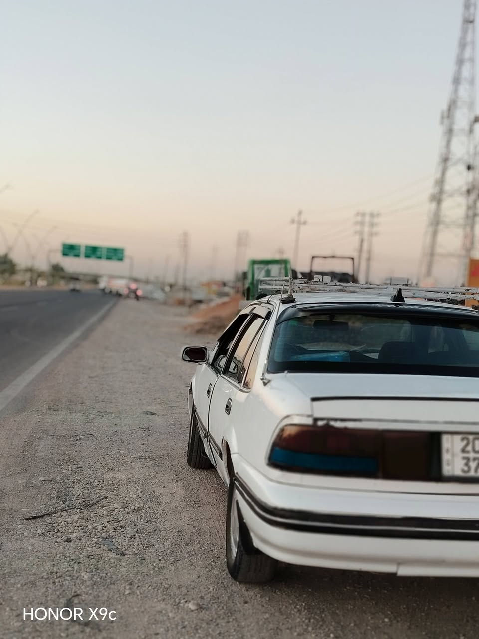 السلام عليكم محرك خير من الله تخم تاير جديد سعره ٣٥ وبيه مجال
الشراي يتصل ***********
