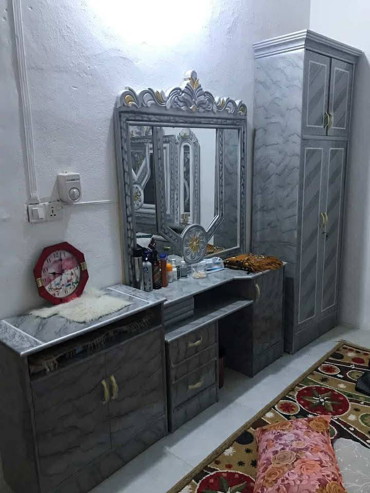 (غرفه نوم عراقي جديده )
الموقع ناحيه الوحده 
صار 5 ايام من شرائها معروضه للبيع 
🔹 السعر: (مليون و350) دينار 📍
🔹 للتواصل: (*********** 
***********

‭٠٧٧٤ ٠٢٨ ٣١٩٠‬) – واتساب
او تواصل خاص
