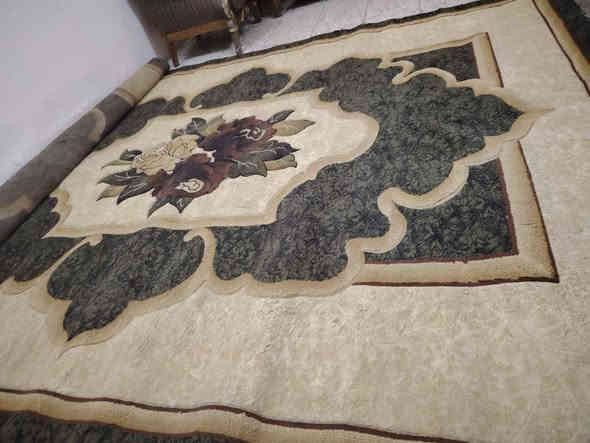 زوليه نظافه فول حفر كاشان كبل تفرشهه قياس٣ء×٤ سعر٩٠بغداد الحريه***********مغسوله وجاهزه للفرش بغداد
