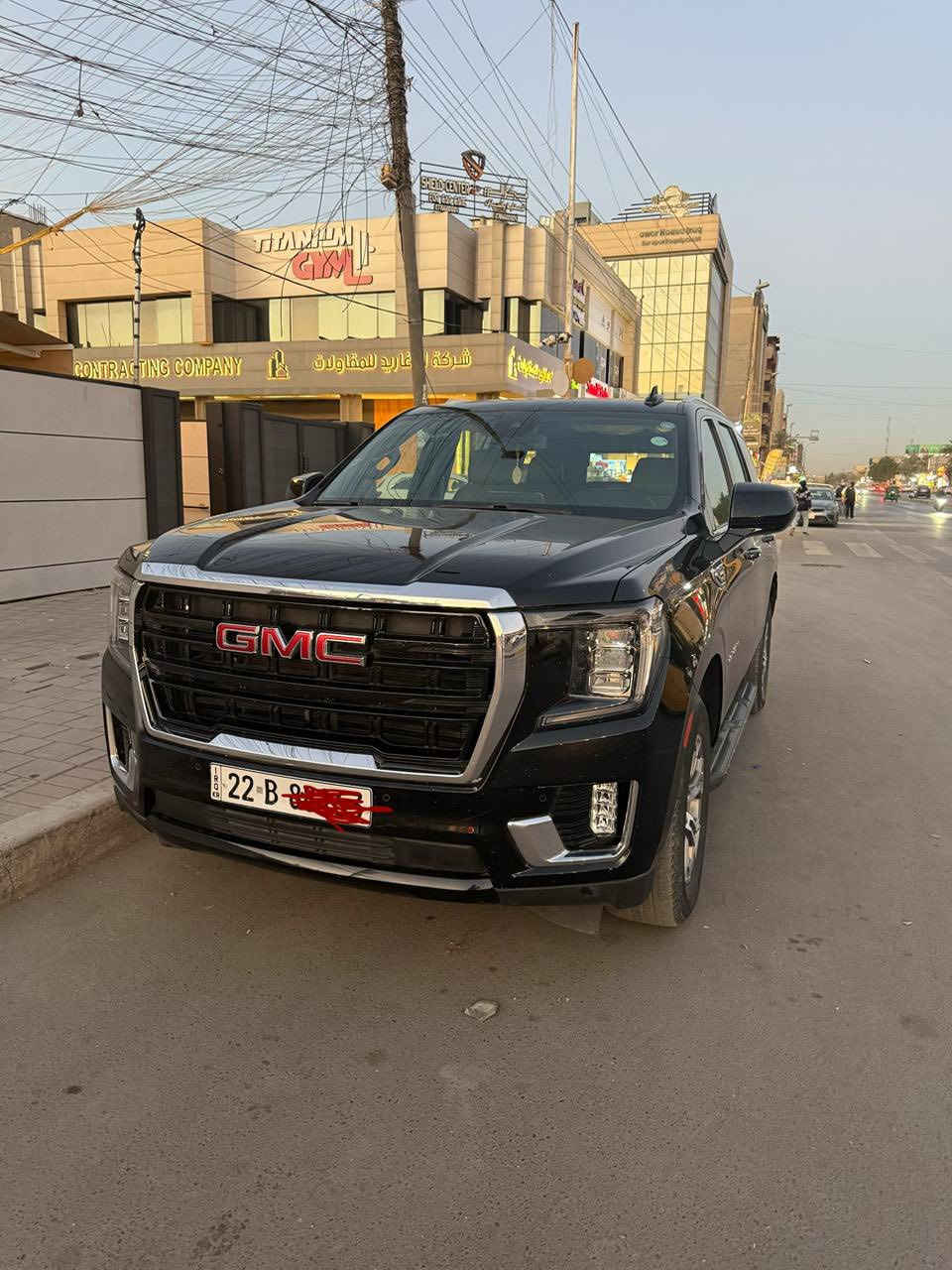 السلام عليكم يوكن موديل 23 نوع SLE خليجي وكالة المنصور ماشيه 99 الف مكفول رقمه اربيل سعر 48000 دولار وبيه مجال
رقم تلفون ***********
