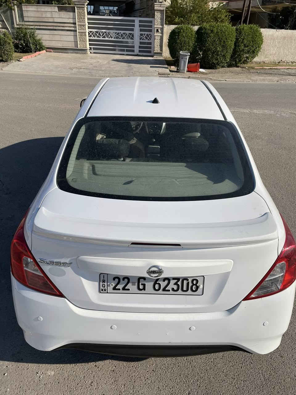 السلام عليكم شباب نيسان سني 2021 هندي ماشيه 118 رقم أربيل كفاله من الصبغ حتى الدعميات بيها بارد جوه قبق البانزين شبر وبيه كم حالوبه بل قماره ممبينه بس بل سونار كير محرك تبريد على وضع الشركه حساس خلفي واسبايدر اصلي السعر 112 مكانه بغداد حي الجامعه وأي استفسار حاضر ***********
