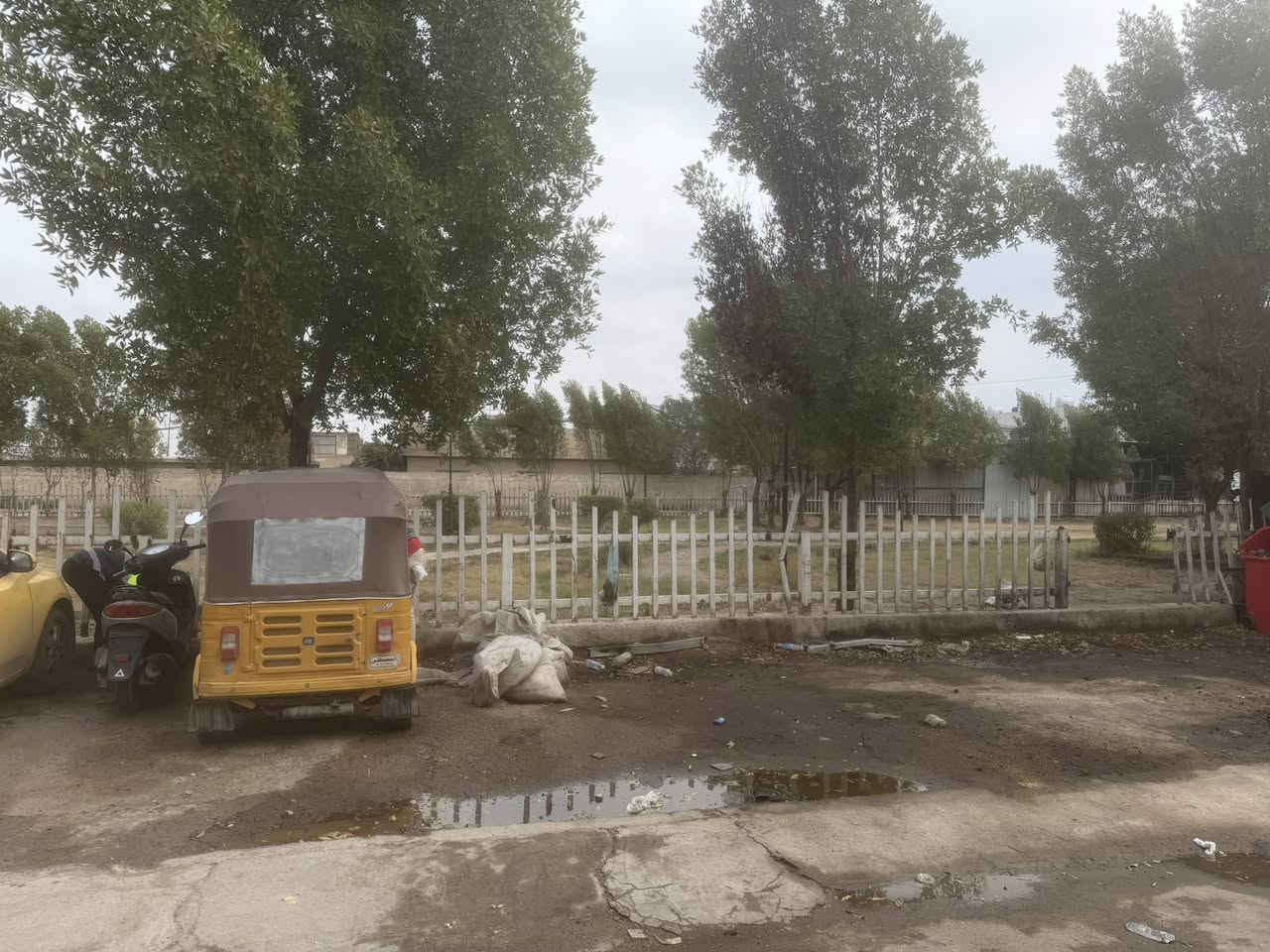 بيت للبيع مساحة ١٥٠متر واجهه ٧ونص نزال ٢٠بناء ٢٠١٦ حي اور خلف جامع الفردوس الدار مقابل منتزه للاستفسار ***********
