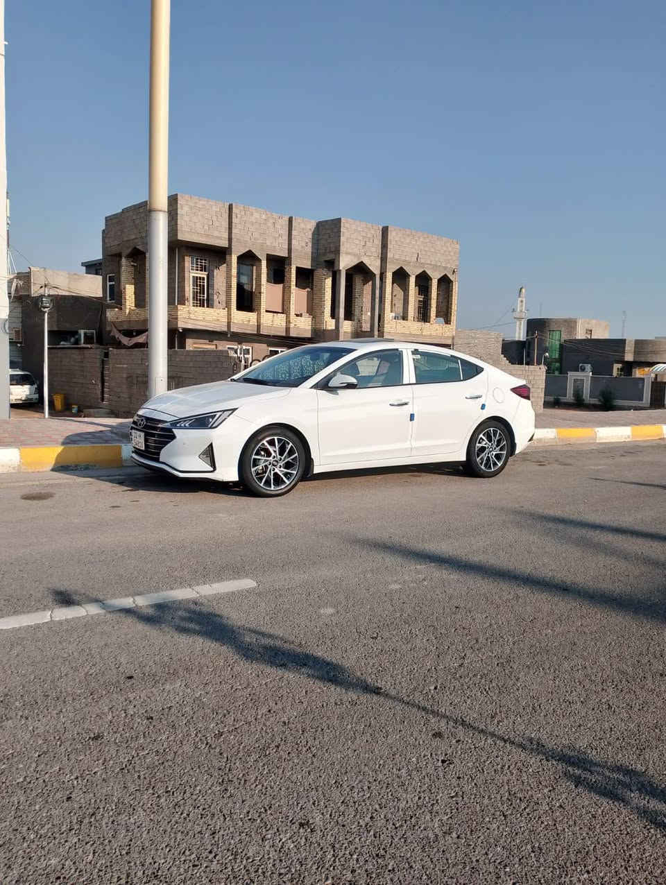 السلام عليكم مكلف بالنشر
النترا 2019 خليجي للبيع سيارة فول مواصفات مكفولة كفالة عامة من الصبغ والسونار بالمنشور 
ماشية 159الف 
مكانها الانبار الرمادي 
سعرها 163 وبيها مجال
للاستفسار الاتصال على الرقم ‏
 ‏‪0783 065 6206‬‏
