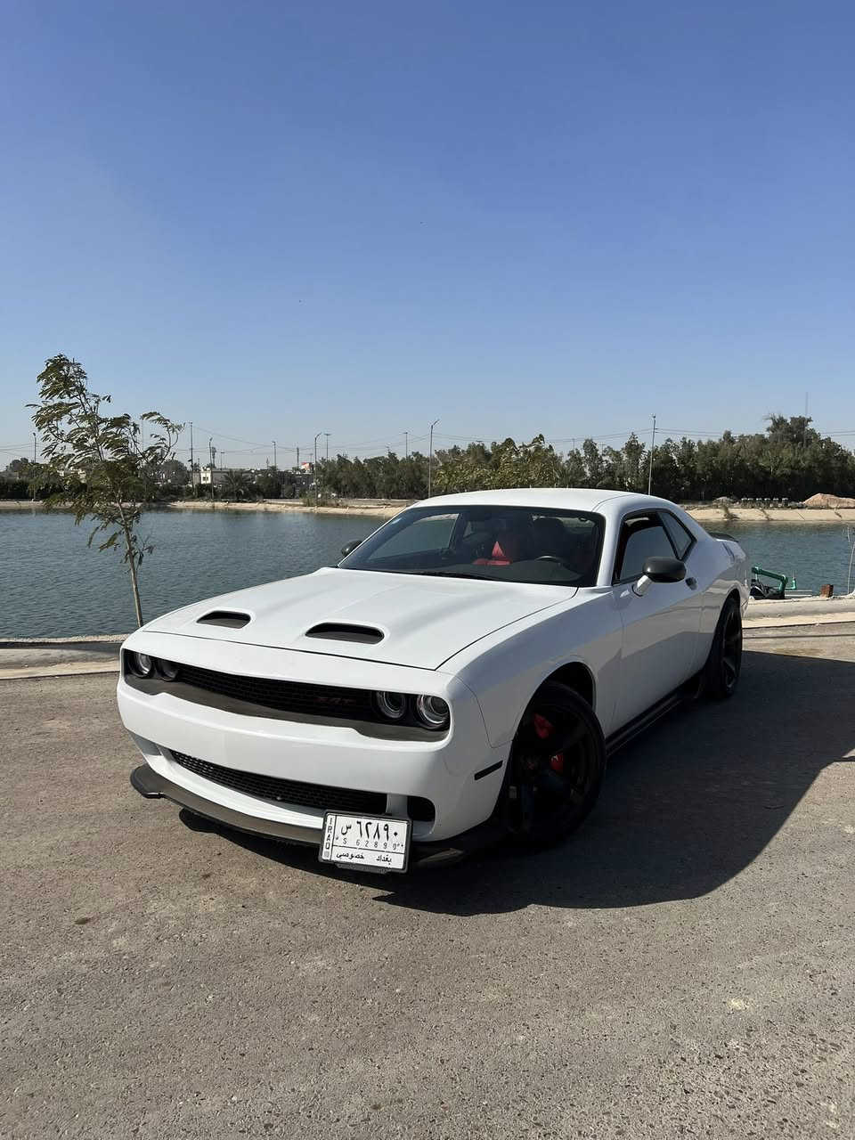 السلام عليكم للبيع جالنجر مديل2020 رقم بغداد بسمي معروضة 155 او بيها مجال سيارة جاهزة كير محرك مكفول تبريد تدفه صدر امامي خلفي جديد تخم تاير ويل جديد مواصفات SXT محرك 6V 
حادث بل منشور 3 قطع كلير مكان السيارة بغداد *********** خاص مغلق
