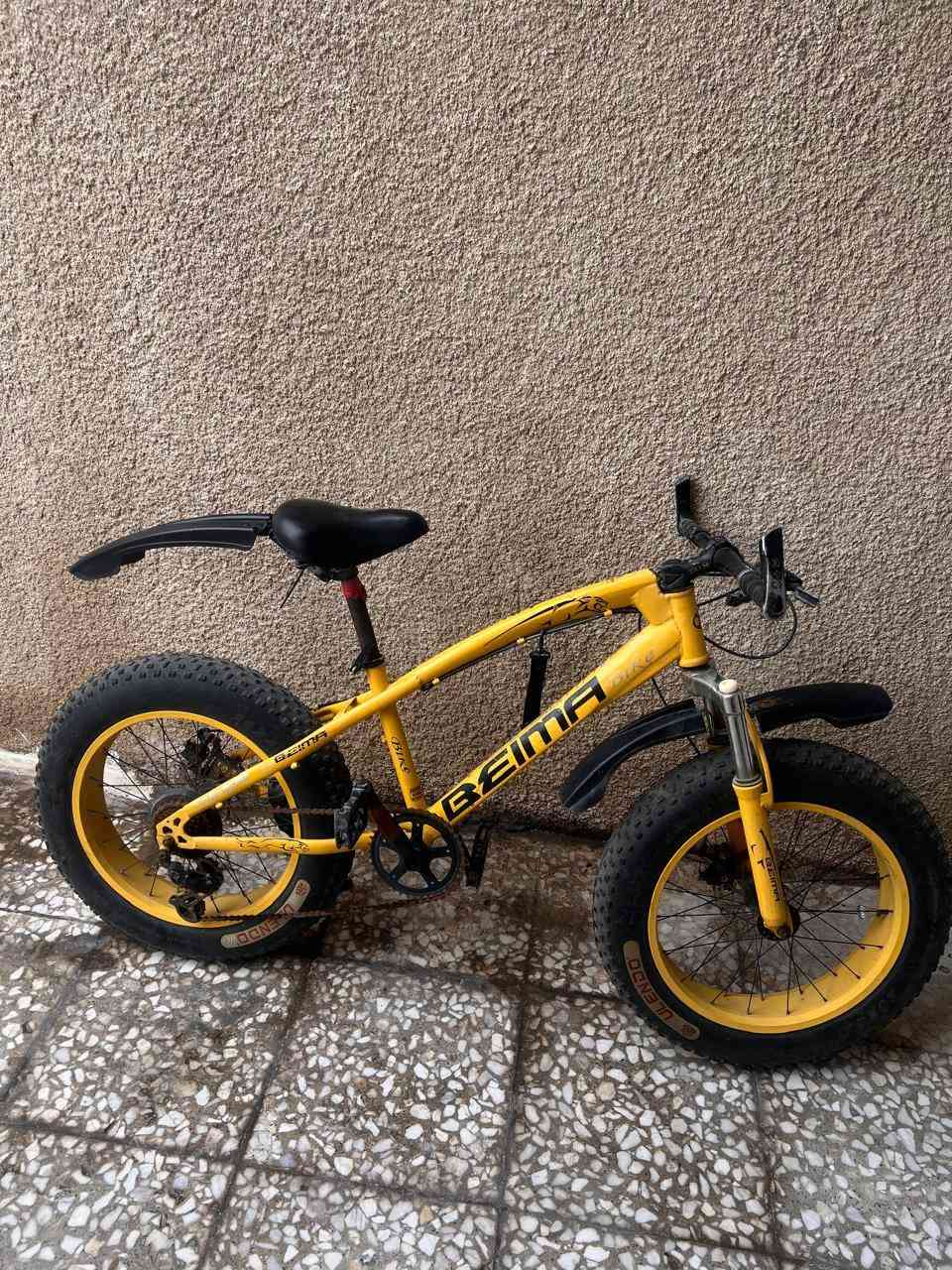 السلام عليكم
للبيع حجم ٢٠
شهداء البياع
***********
