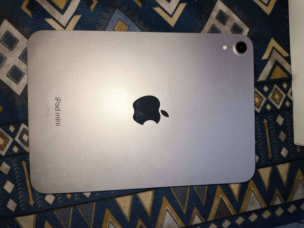 ايباد مني 7 معالج A17برو العملاق
ذاكرة 128.
بطارية 100/ مشحون 22 مرة. بعده داخل ضمان صارلي سبوع من اخذته
كامل ملحقات كارتون وشاحن. 
نظافة 100‎%‎100
السعر 650 وبي مجال بسيط. 
مكاني النجف. توصيل غير متوفر رقمي0788 059 5954
