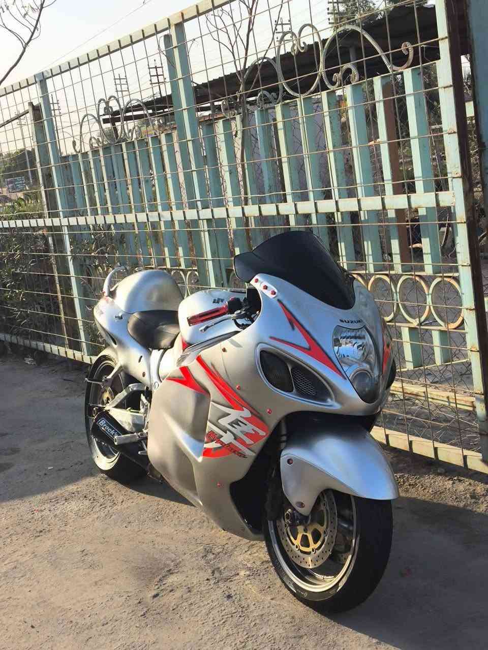 سلام عليكم شباب هيبوزه جيل الاول الدراجه نضيفه كلش مال جناي بيهه تطوالات مصبوغه صبغ اصلي وكاله الهولندي محدثه وشمه شكل جيل الثاني الدراجه جاهزه من كلشي تايرات جدد ادامه كامله الدراجه نكره بكل وقت حاميه بارده نكره بكل وقت باتري واحد اكو دراجات يخلون ثنين باتريات.. لا هاي باتري واحد محرك بيهه جديد ومكفول.. مكانهه كربلاء حي التحدي سعرهه ب30 بيهه مجال.. معلومات اكثر تواصل *********** وتساب مفتوح.تحياتي للجميع
