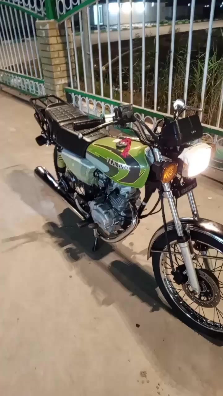 دراجه للبيع نامه وراق صولي دراجه تخبل ربع ما ذب عليهه مكينه خرسه مكان نعمانيه ***********
